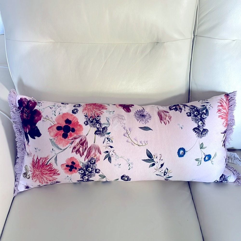 Anthropologie Pippa Rectangle Throw Pillow - Flora Fauna - 12x27